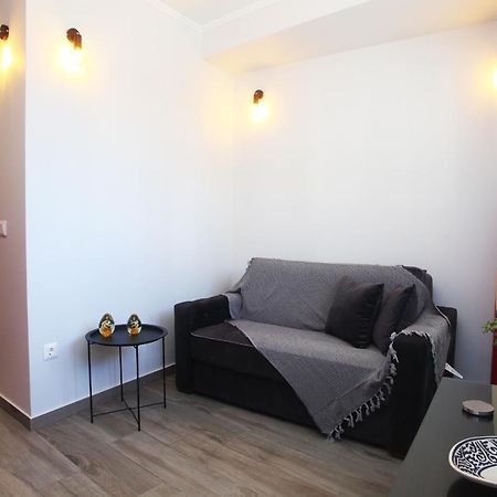 Intown Suite Lefkáda Exterior foto